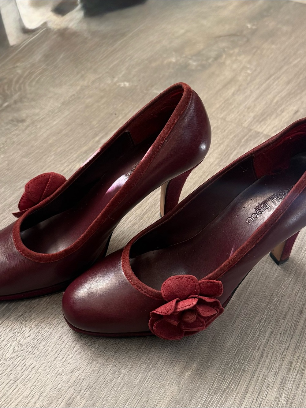 Bisou Bisou Burgundy Floral Accent Pumps